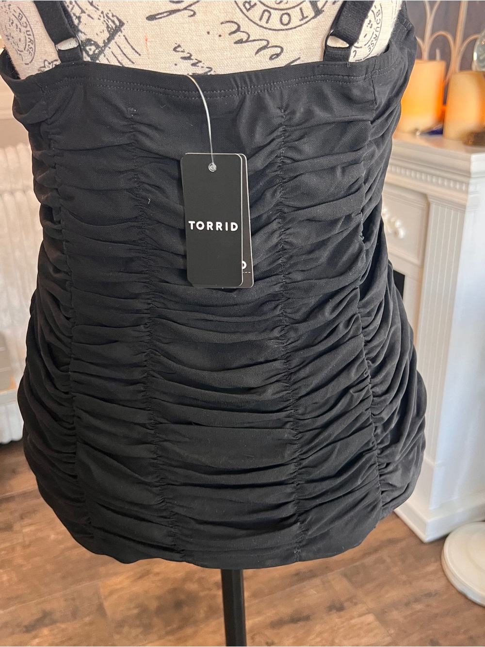torrid Black Ruched tank - Picture 4 of 5